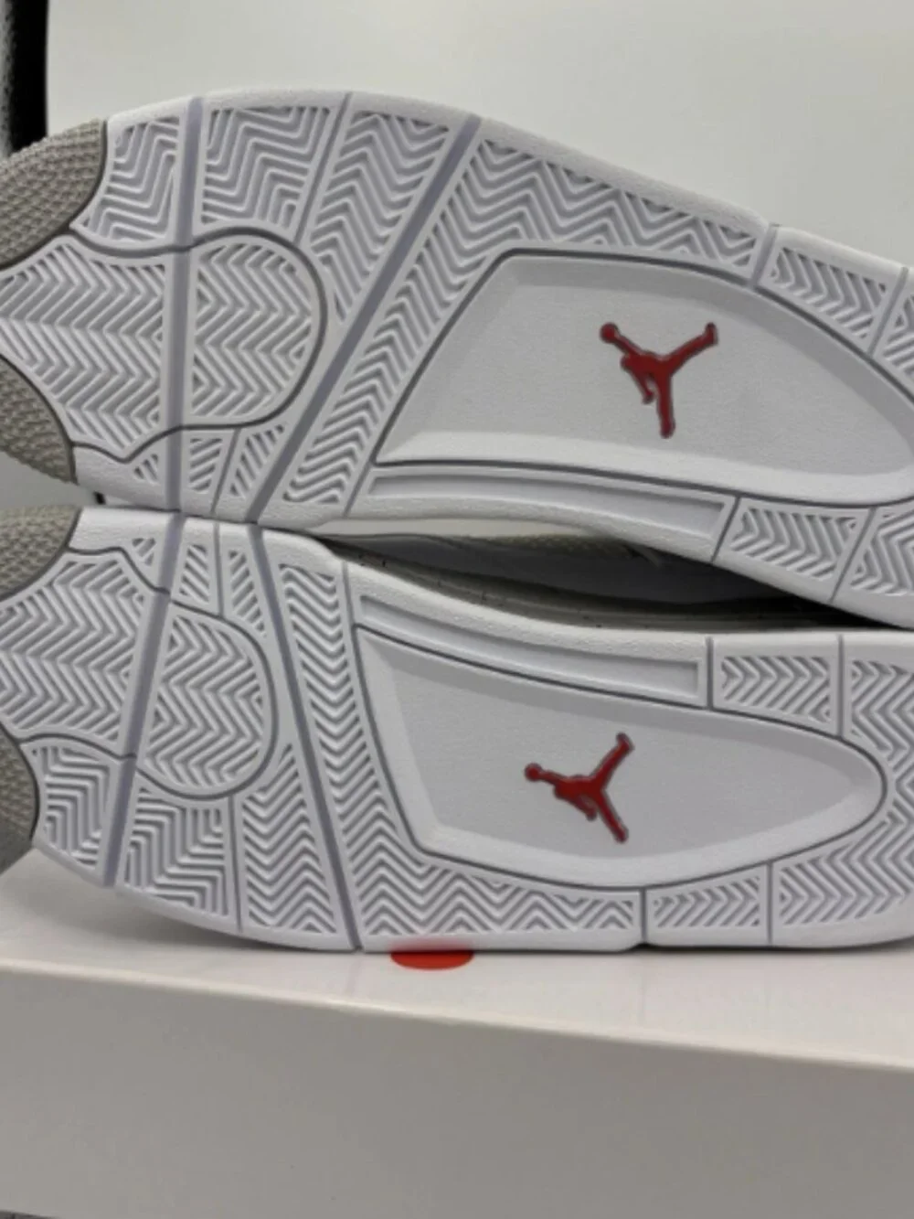 Jordan 4 Retro White Oreo